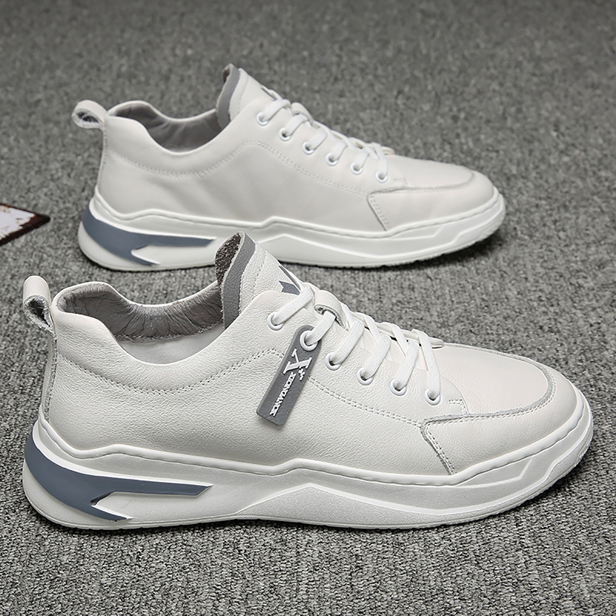 Men's casual shoes